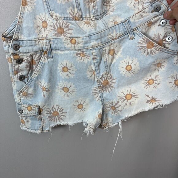 No Boundaries Short Overalls Womens L 11-13 37x3 Cottage Fairy Core Floral Denim - Picture 8 of 9